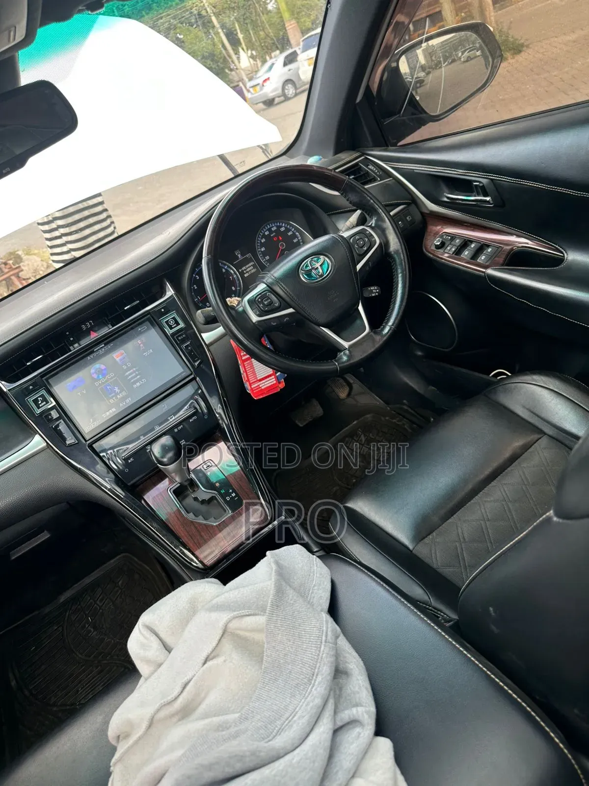 Toyota Harrier 2015 White