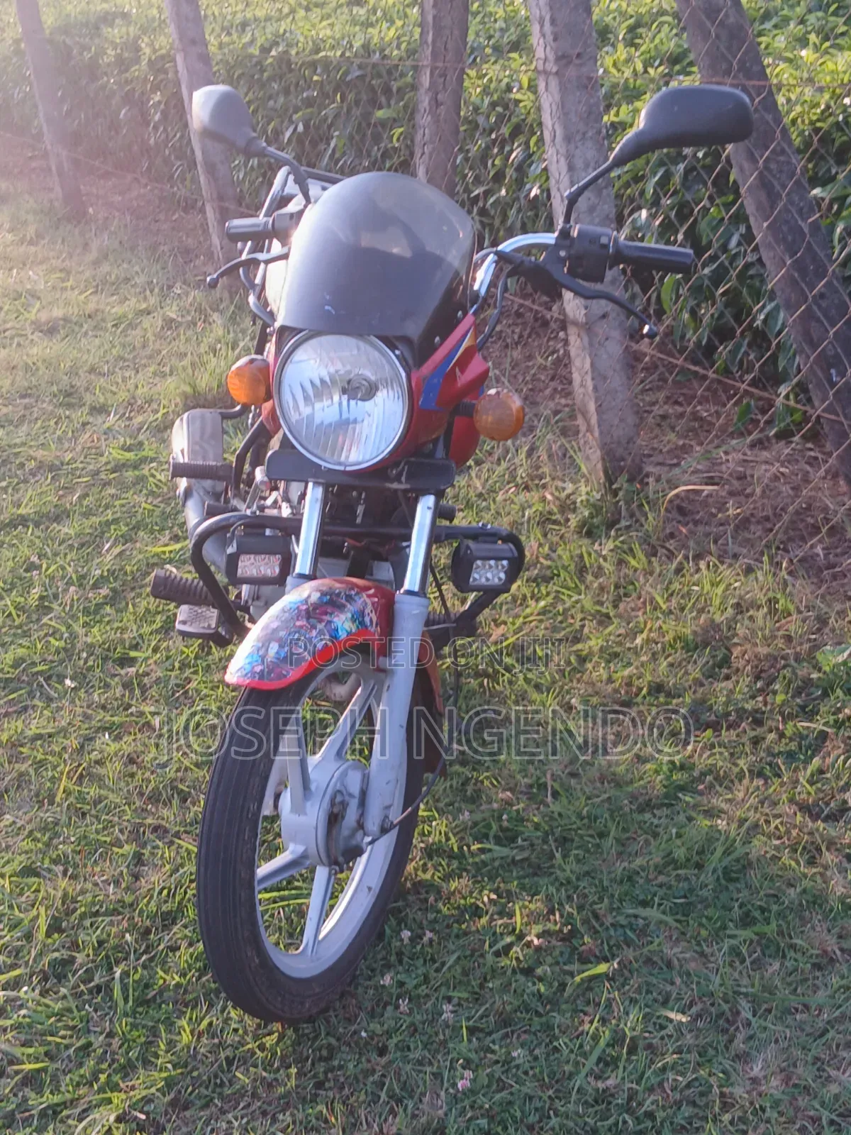 Bajaj Boxer 125 2020 Red