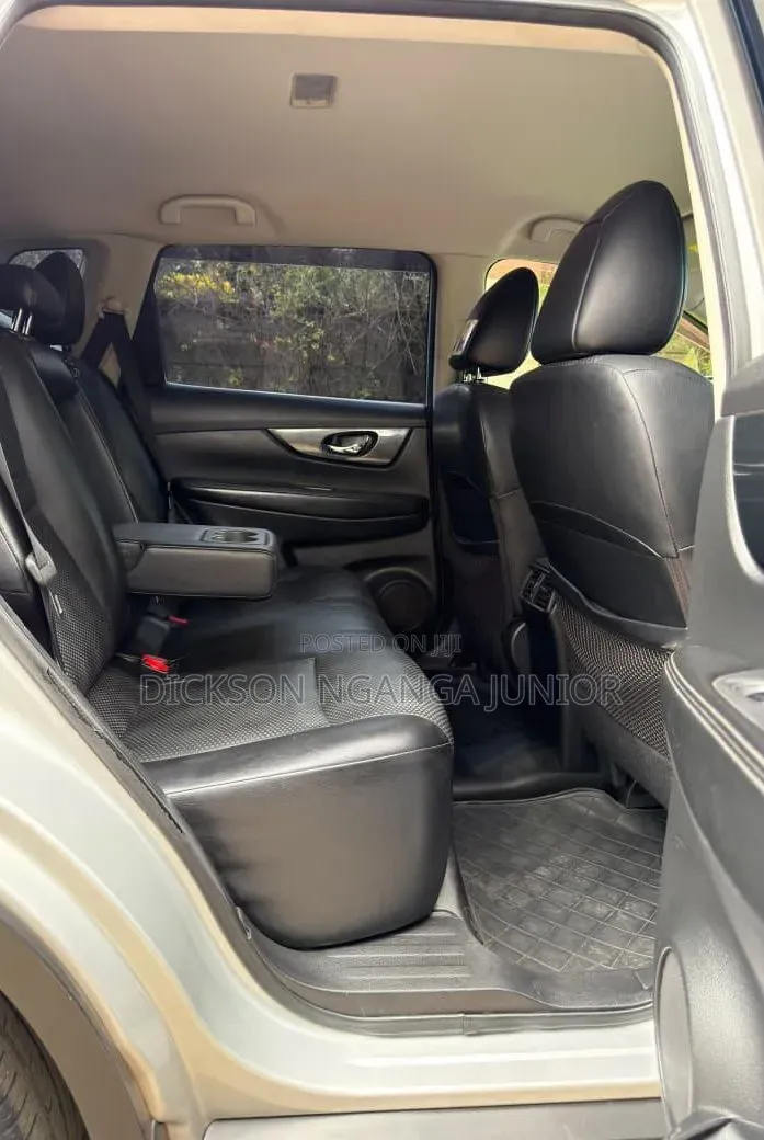 Nissan X-Trail 2015 Silver