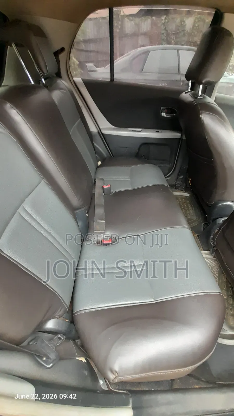Toyota Vitz 2011 Black