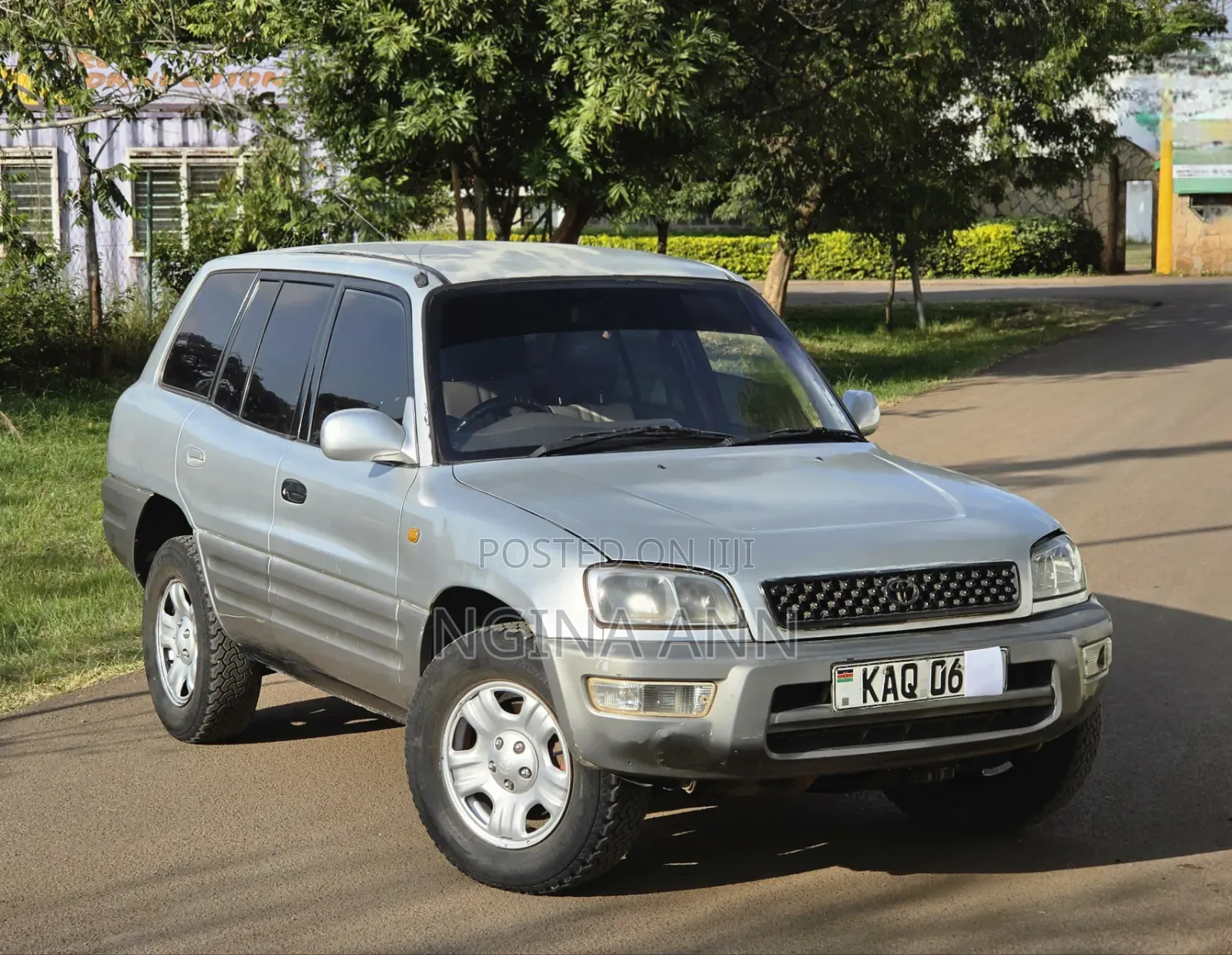Toyota RAV4 2001 Silver
