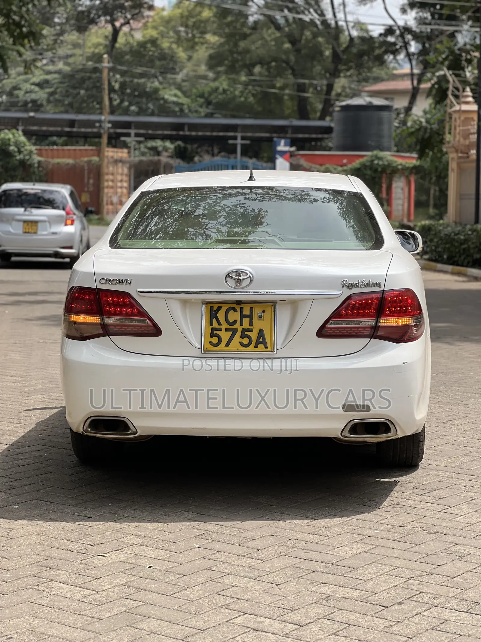 Toyota Crown 2009 White