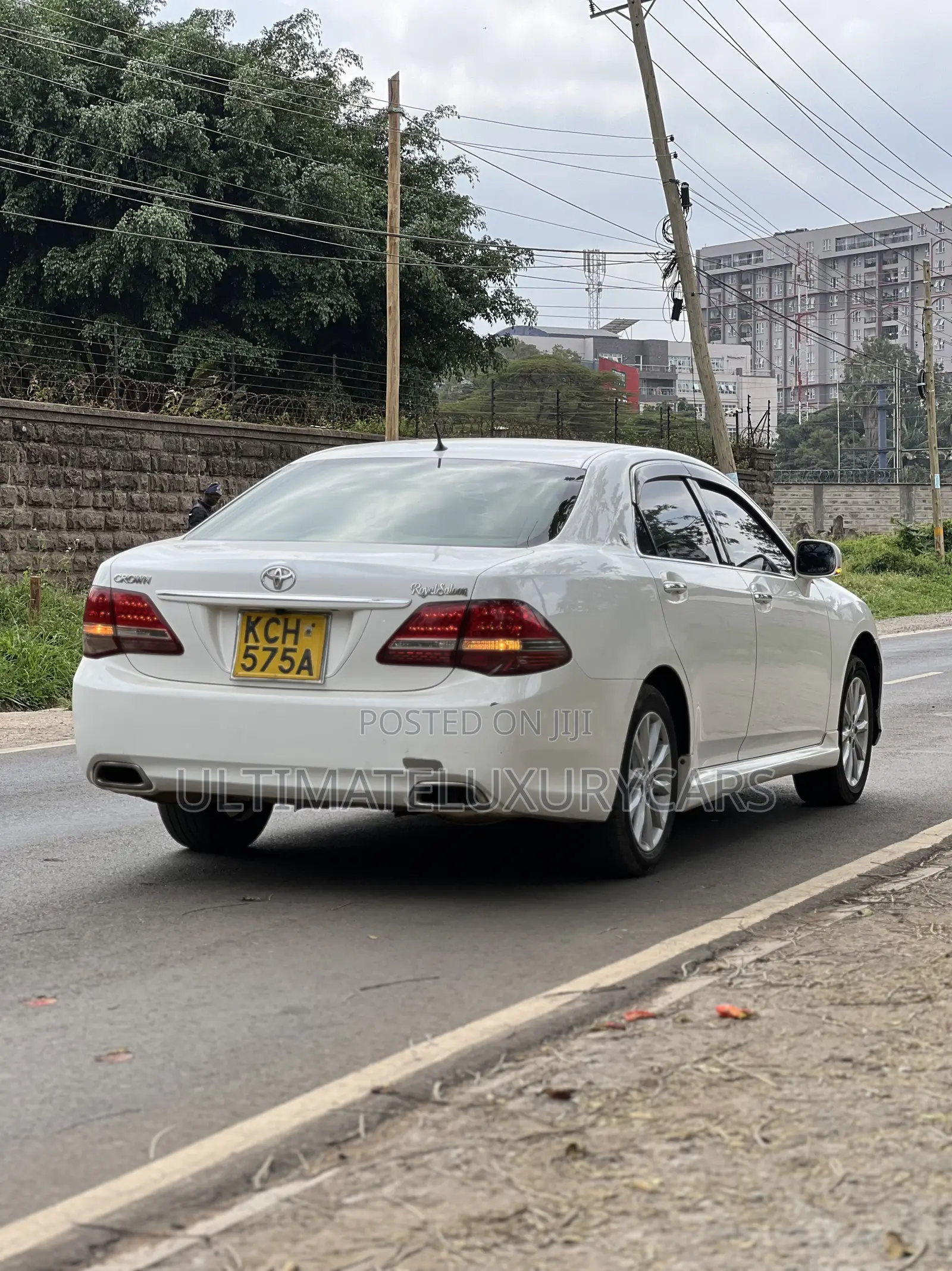 Toyota Crown 2009 White