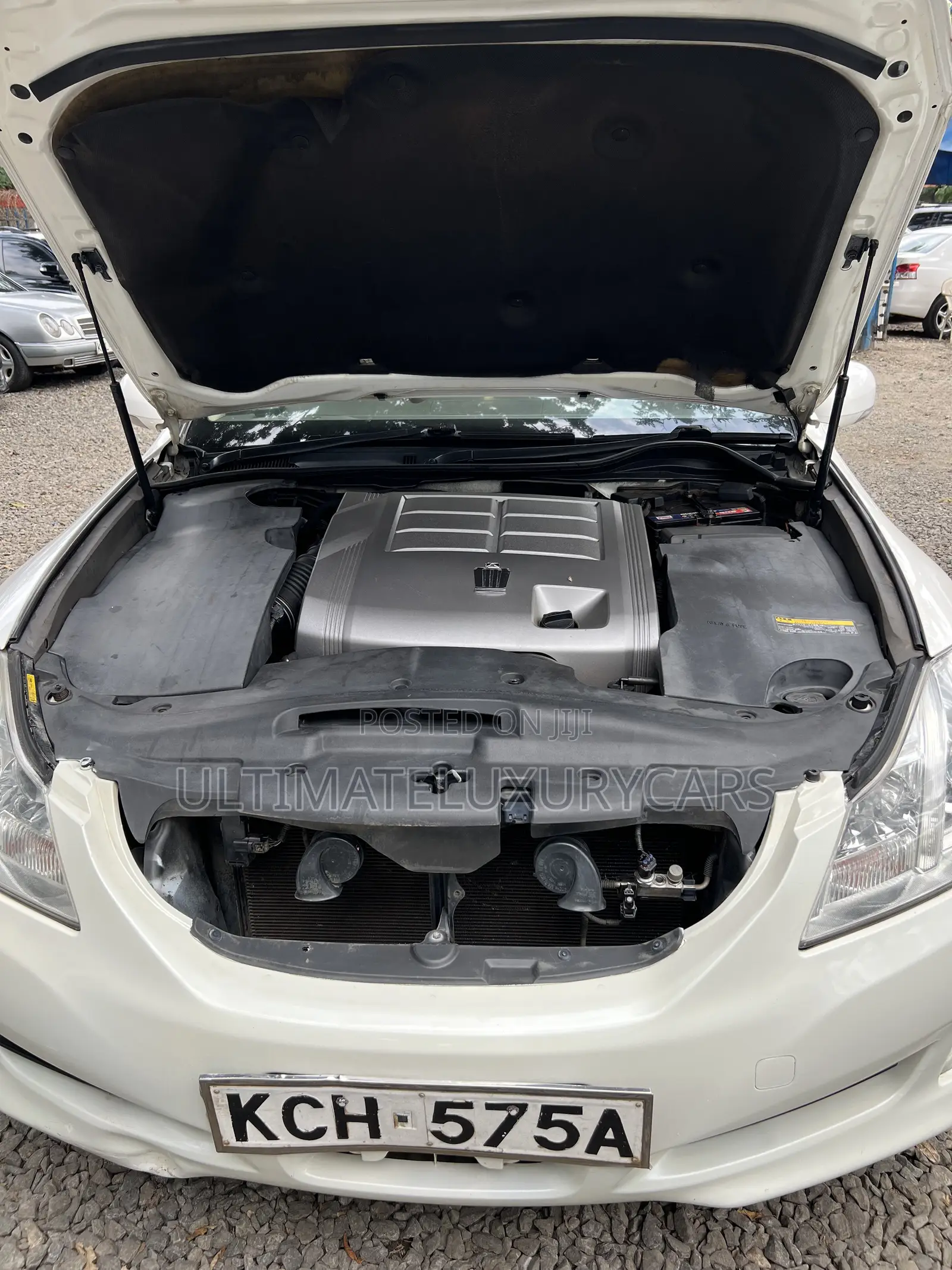 Toyota Crown 2009 White