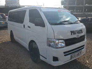 Toyota HiAce 2011 White