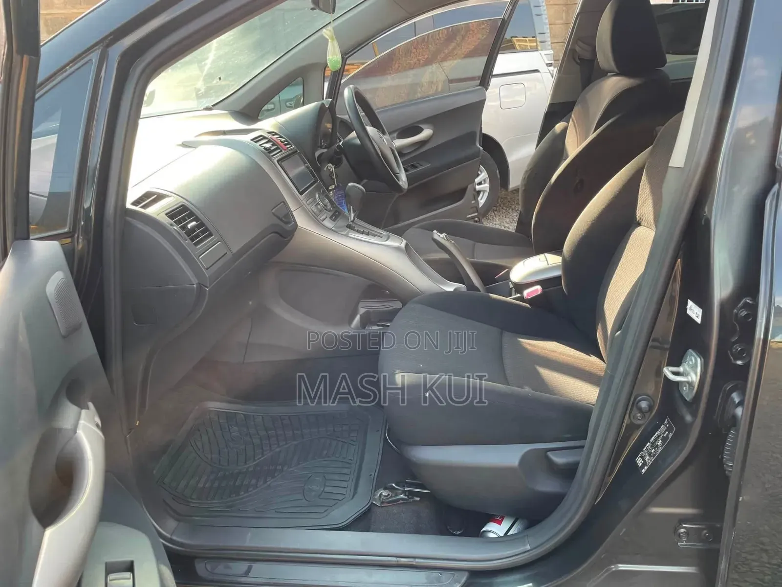 Toyota Auris 2009 Black