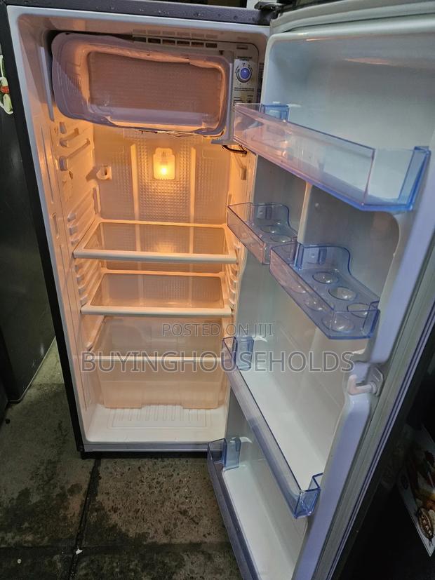Samsung 194l Fridge - thumbnail 4