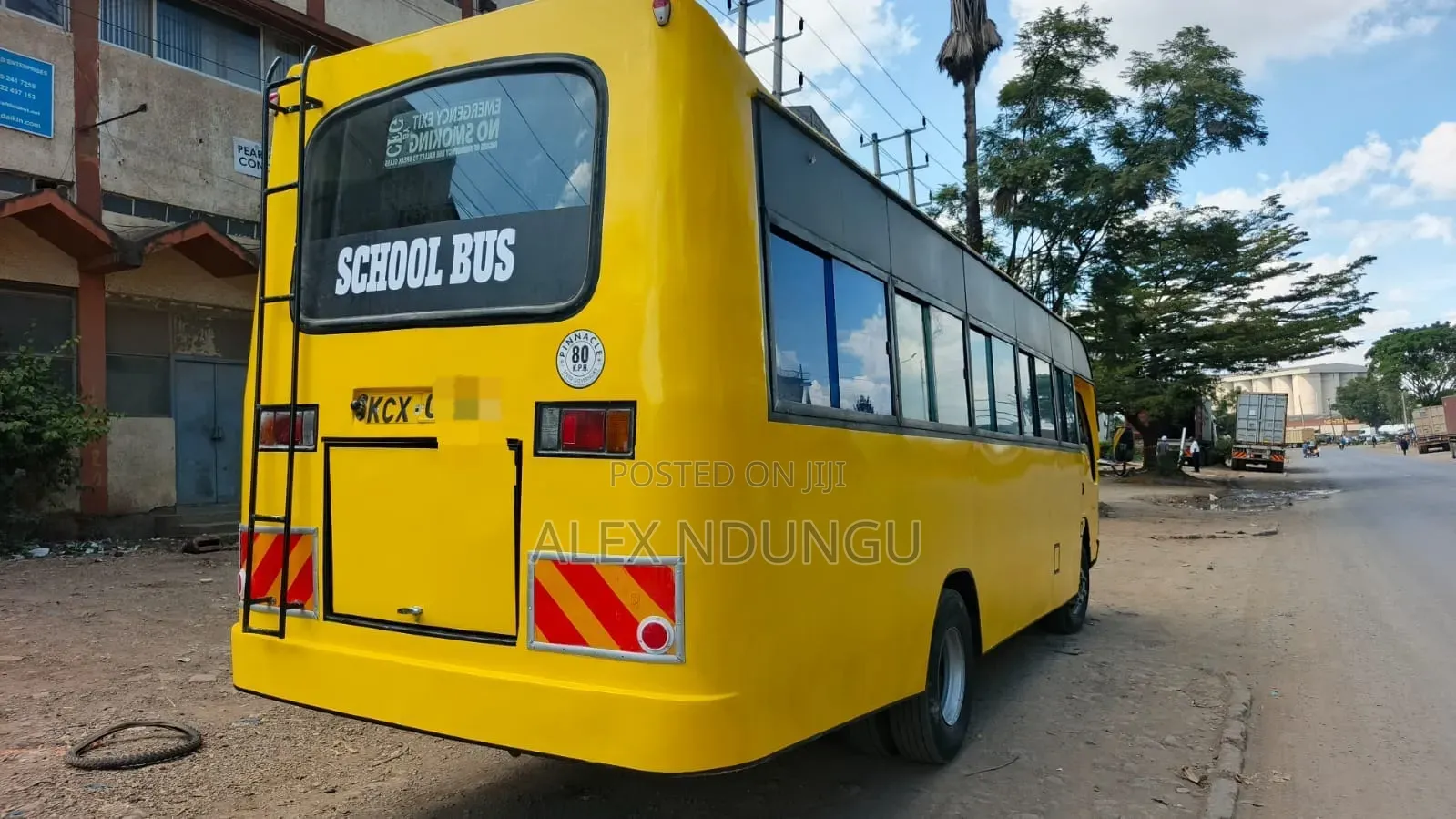 Isuzu NQR 2019 Yellow