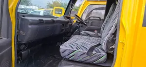 Isuzu NQR 2019 Yellow