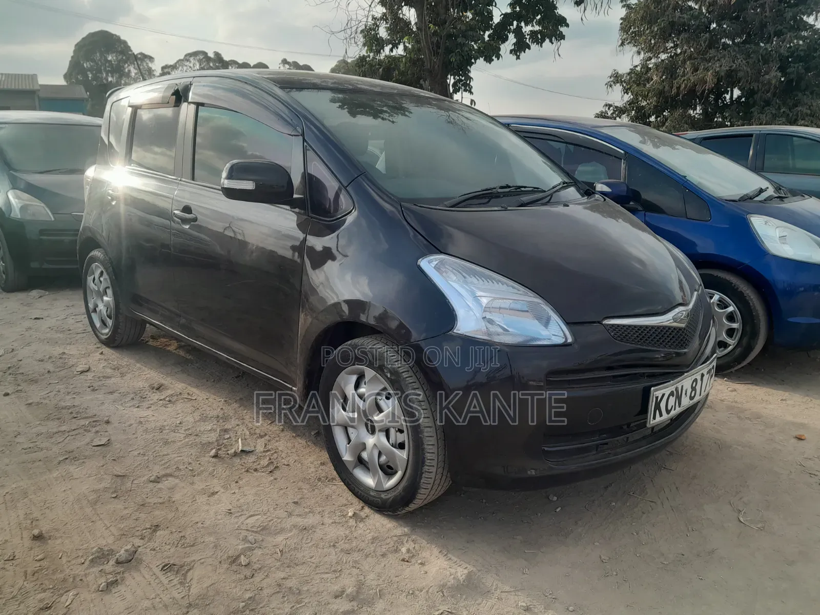 Toyota Ractis 2010 Black