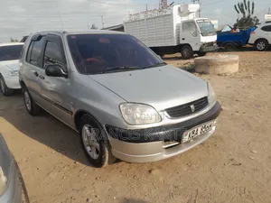 Toyota Raum 2004 Silver