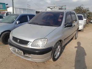Toyota Raum 2004 Silver