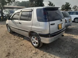 Toyota Raum 2004 Silver