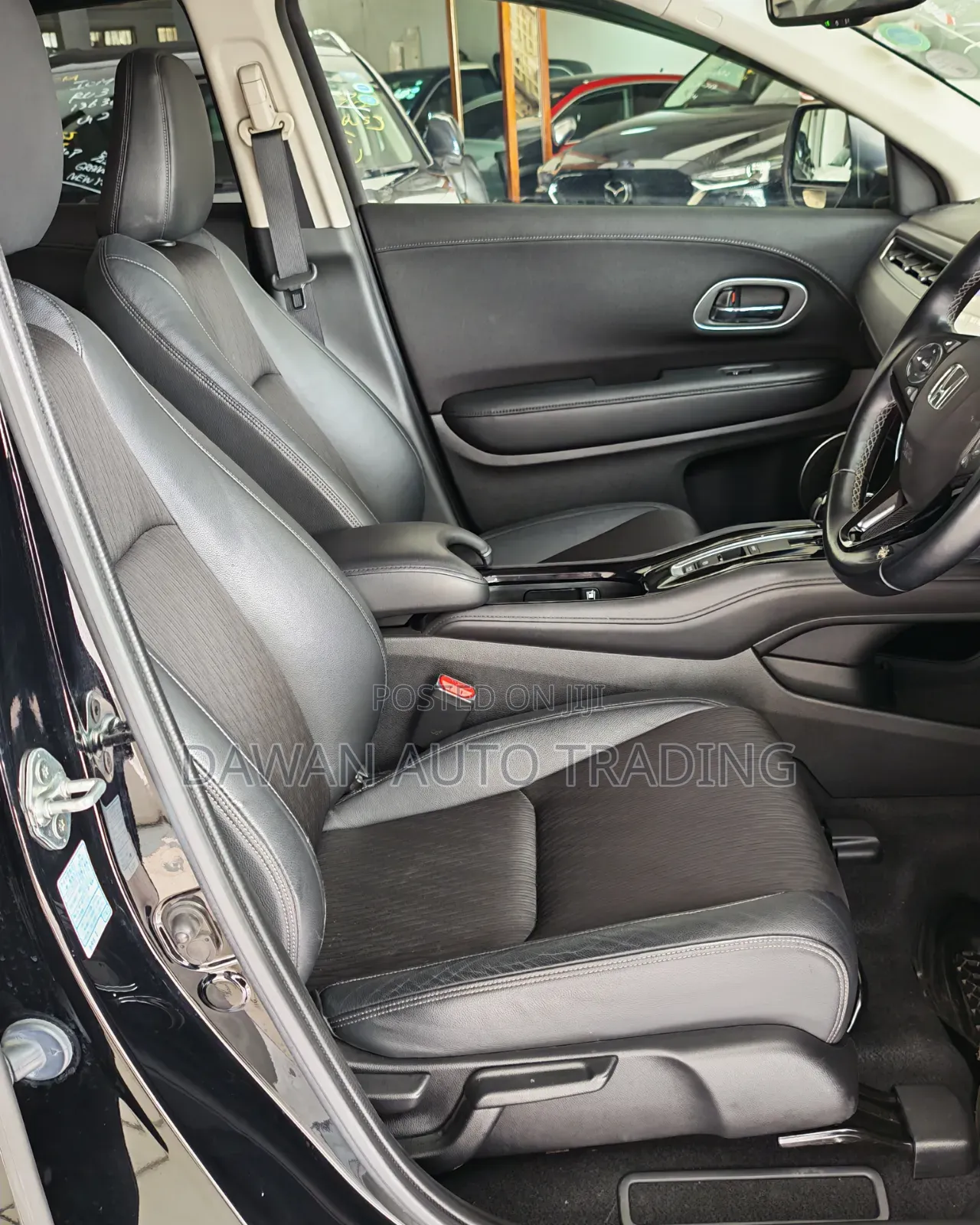 Honda Vezel 2019 Black