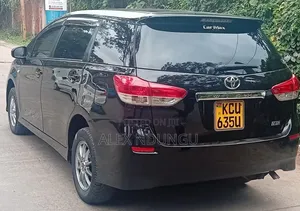 Toyota Wish 2012