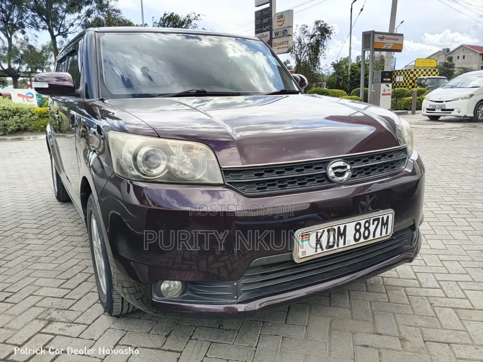 Toyota Corolla Rumion 2015 Maroon