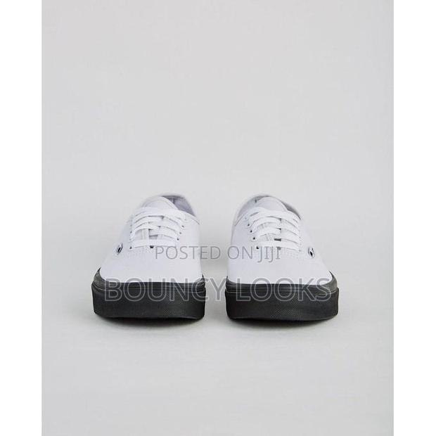 White Upper With Black Sole Vans - thumbnail 2
