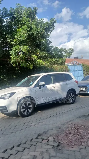 Subaru Forester 2018 White