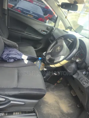 Toyota Ractis 2011 Black