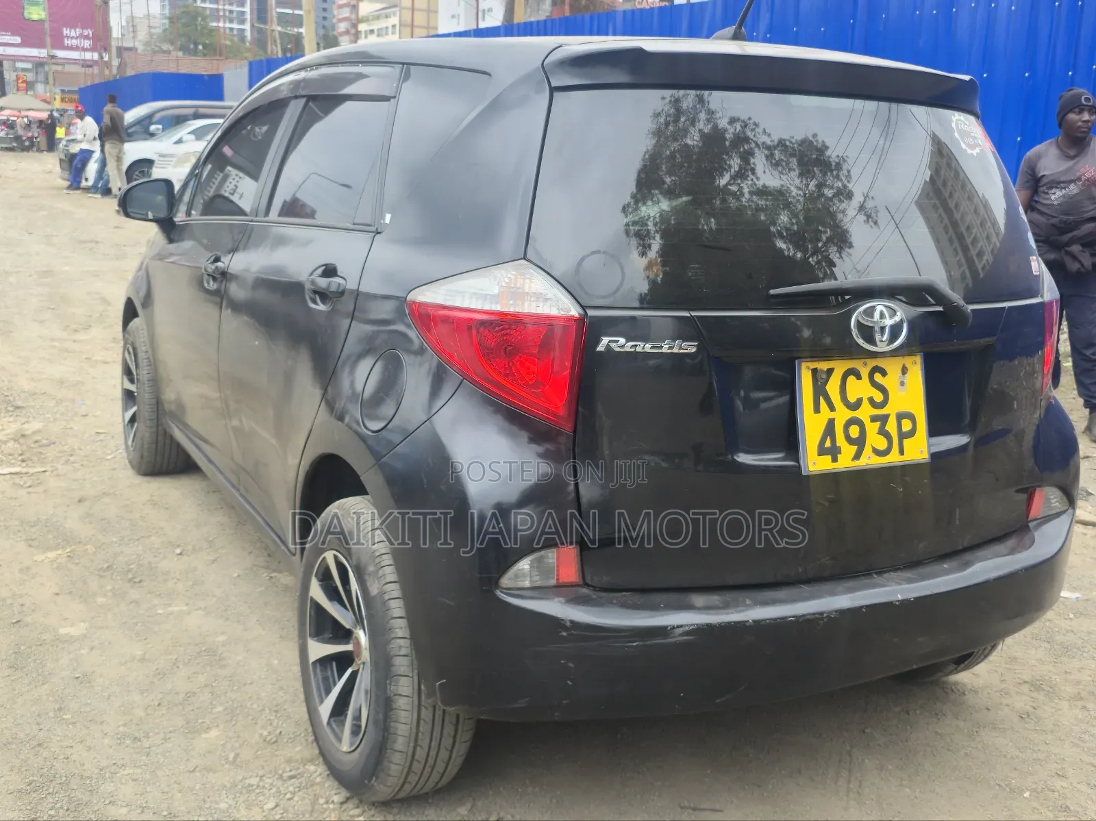 Toyota Ractis 2011 Black