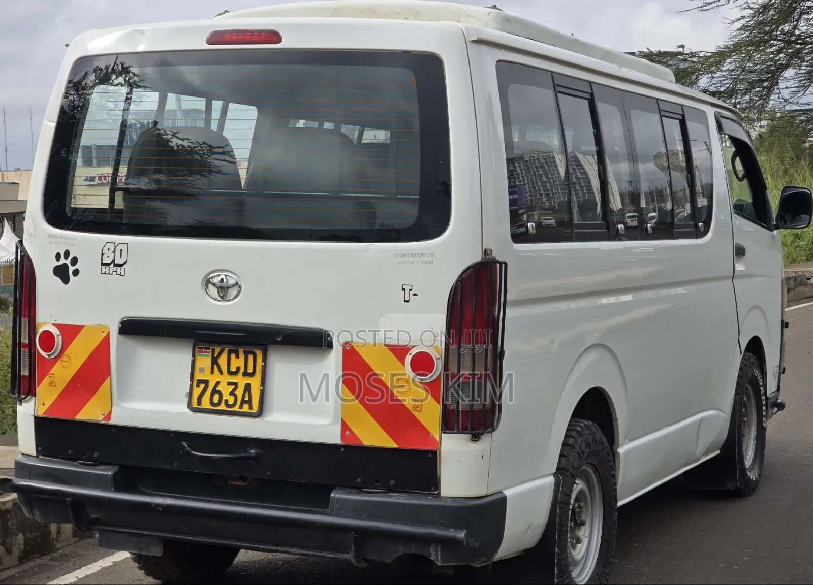 Toyota HiAce 2007 White