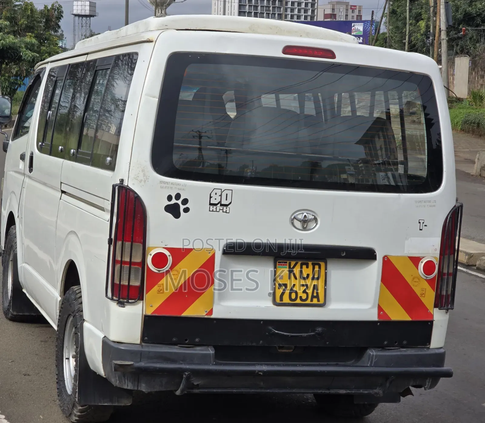 Toyota HiAce 2007 White
