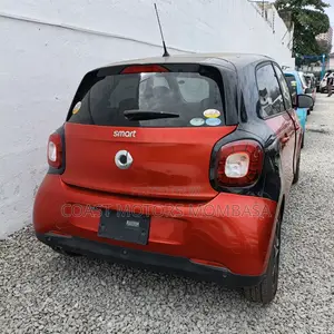 Smart ForFour 2018 Red