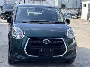 Toyota Passo 2020 Green