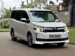 Toyota Noah 2016 White