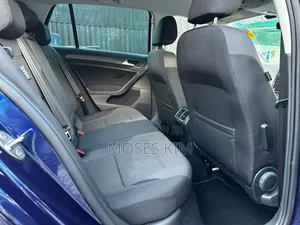 Volkswagen Golf 2019 Blue