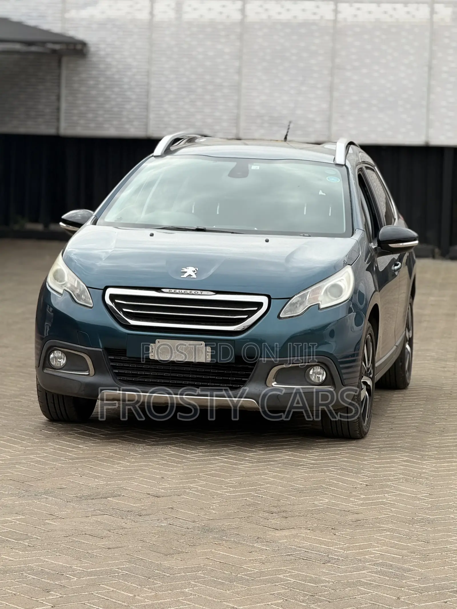 Peugeot 2008 1.6 BlueHD (100 Hp) 2016 Blue