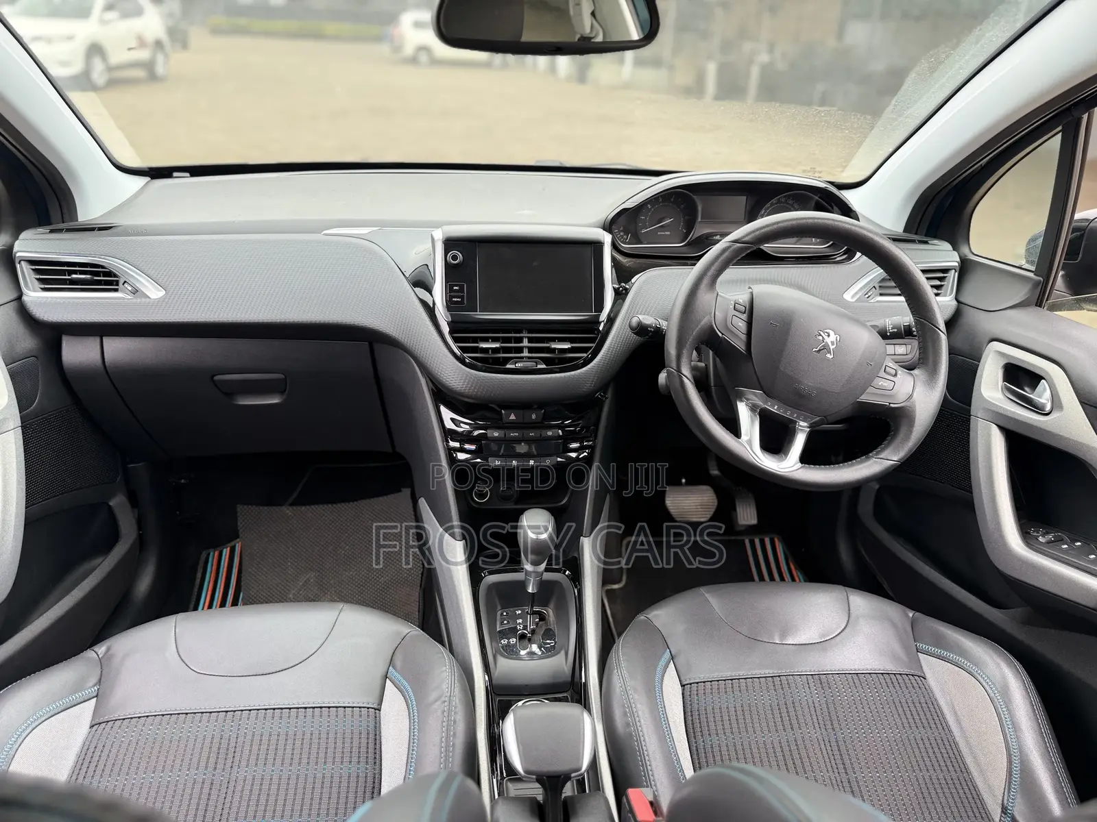 Peugeot 2008 1.6 BlueHD (100 Hp) 2016 Blue