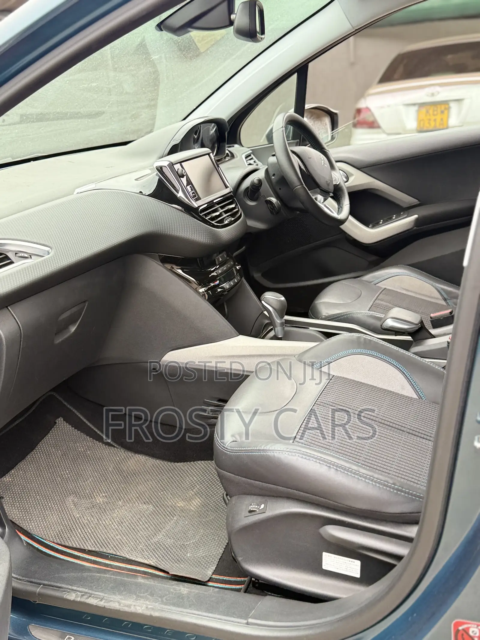 Peugeot 2008 1.6 BlueHD (100 Hp) 2016 Blue