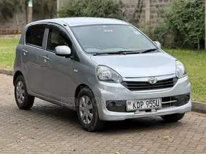 Toyota Pixis 2016 White