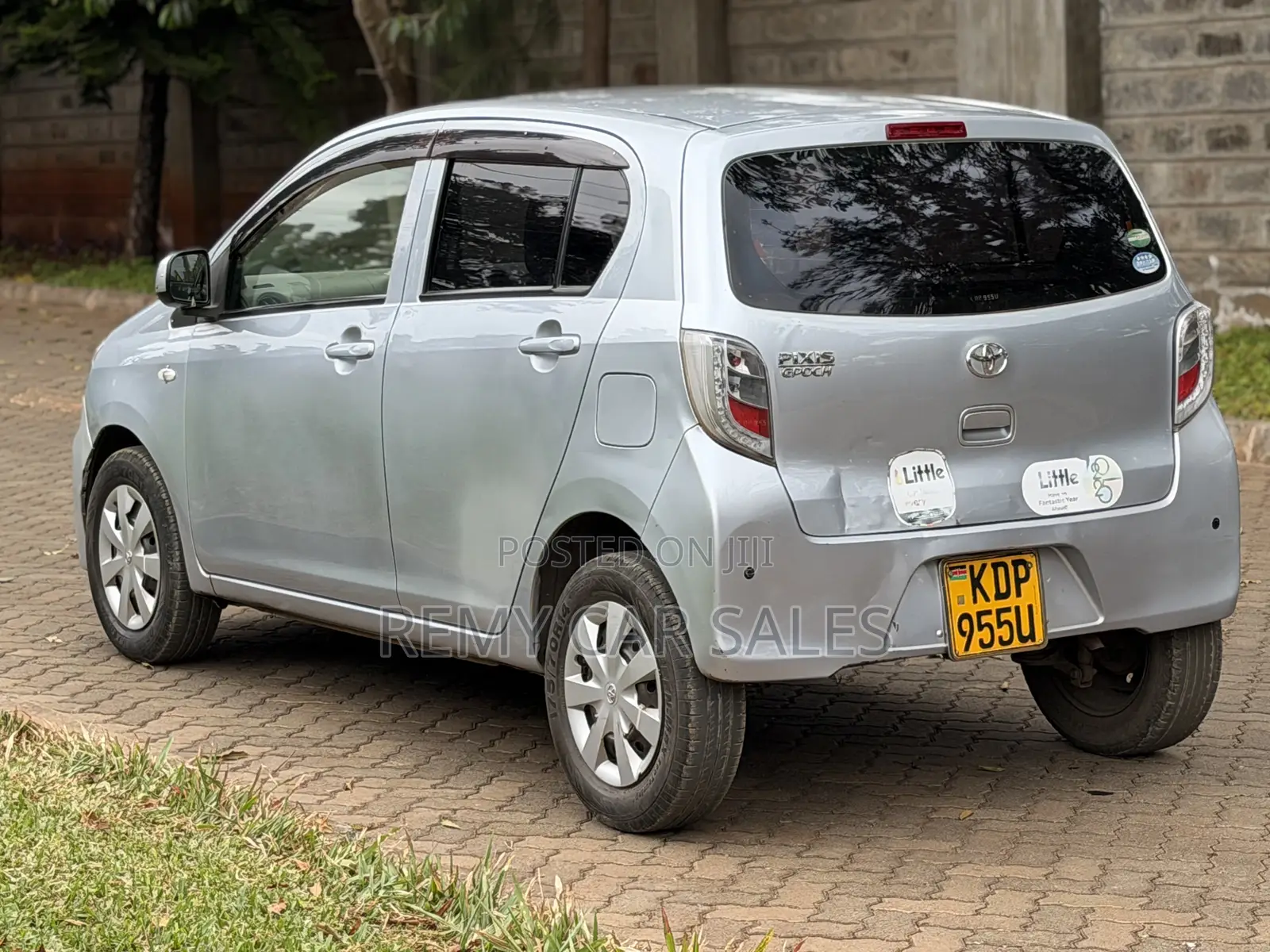 Toyota Pixis 2016 White