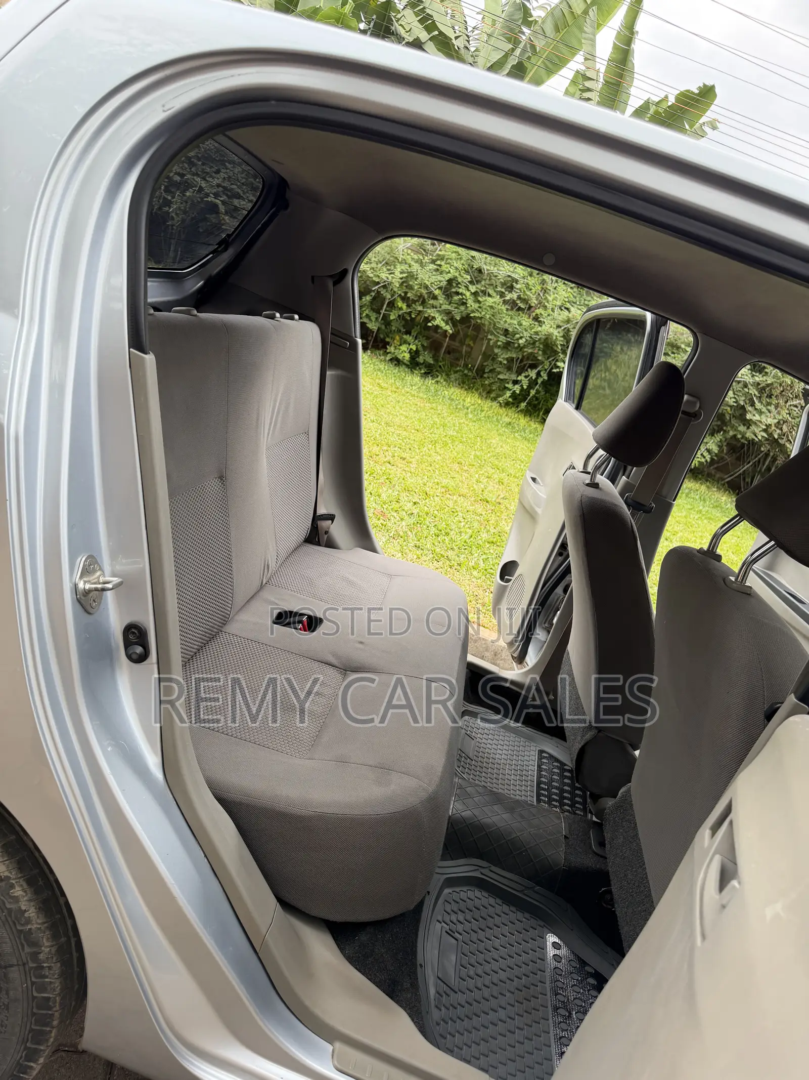 Toyota Pixis 2016 White