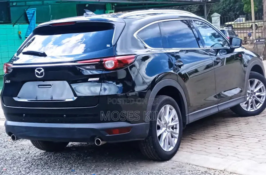 Mazda CX-8 2018 Blue