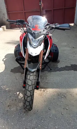 Tekken Simba 250 2023 White