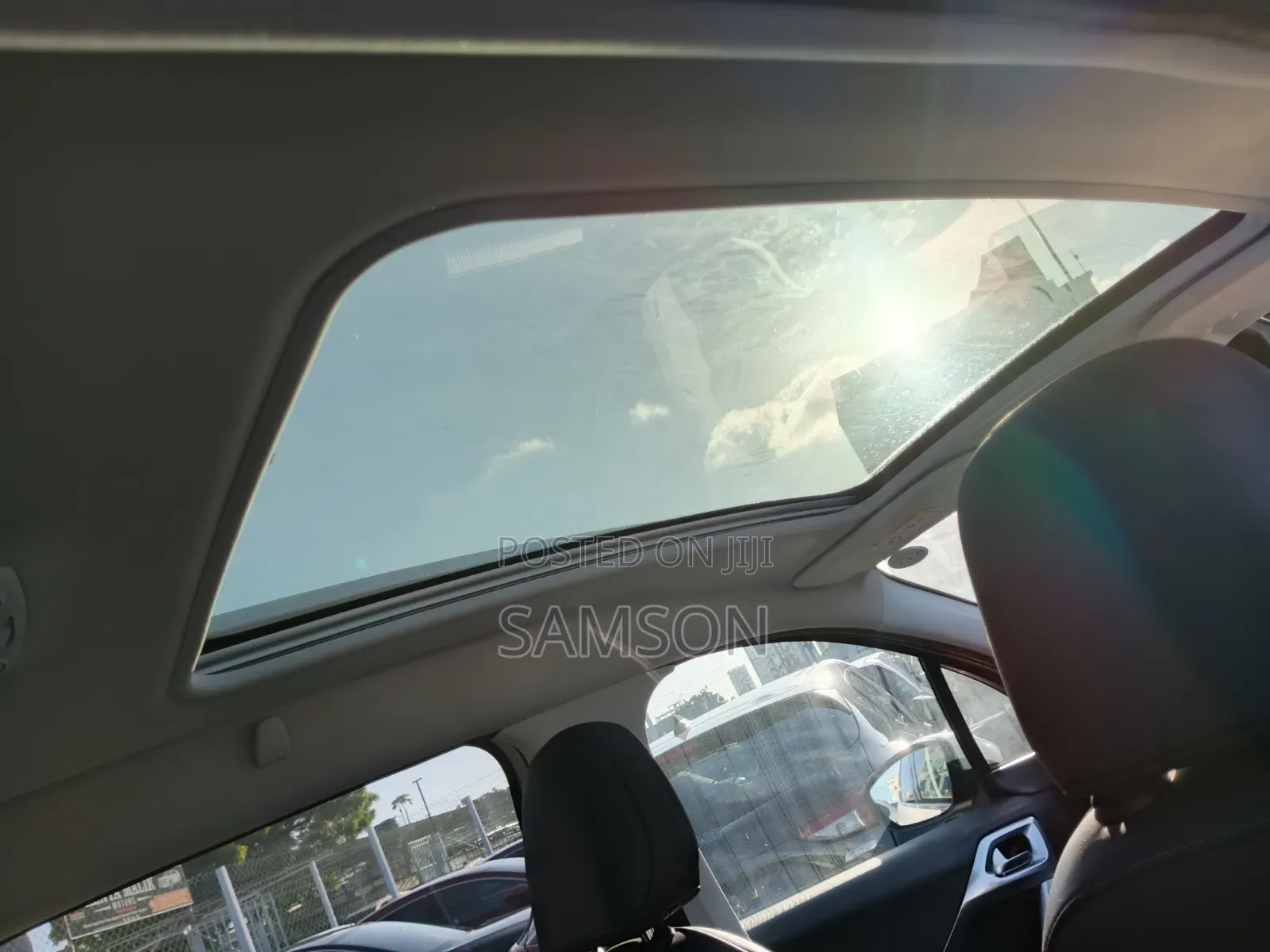 Peugeot 2008 2019 White