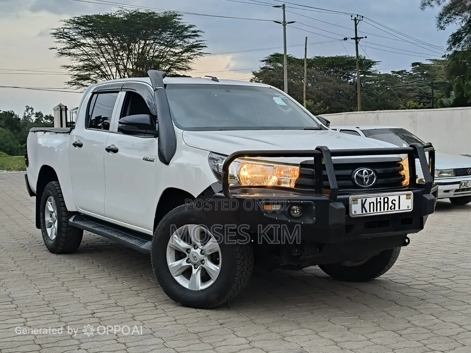 Toyota Hilux 2020 White
