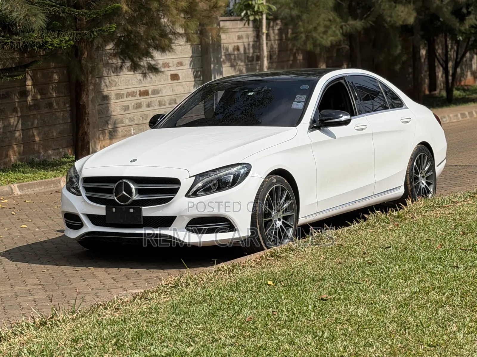 Mercedes-Benz C200 2014 White