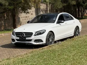 Mercedes-Benz C200 2014 White