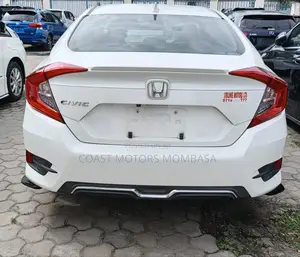 Honda Civic 2019 White