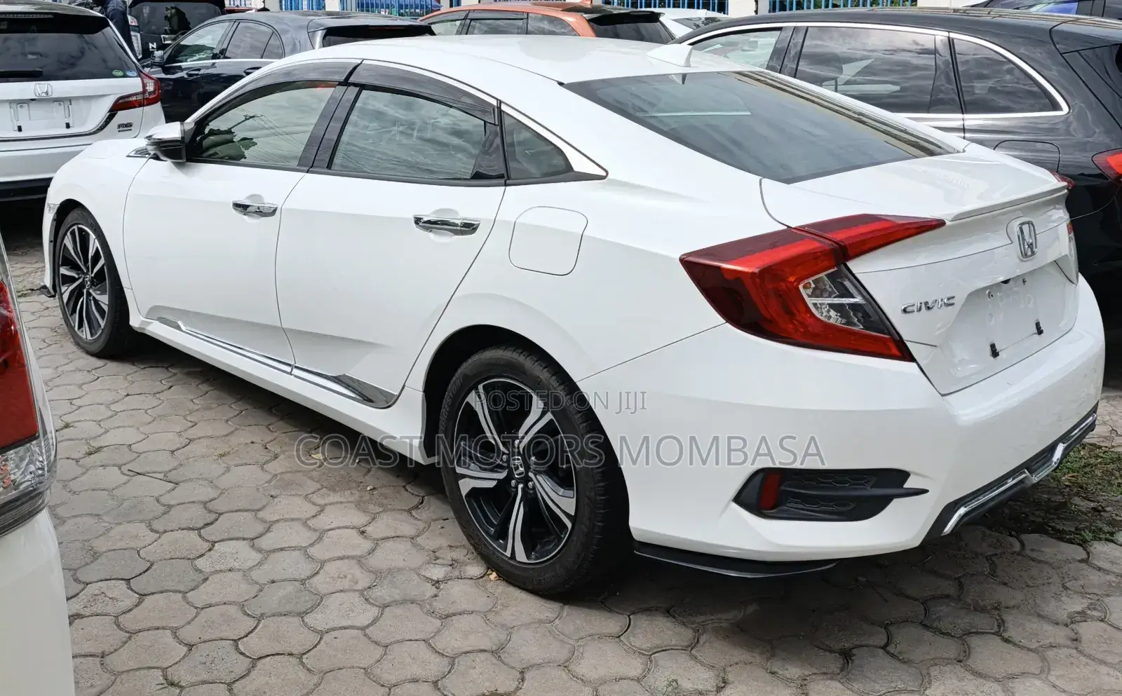 Honda Civic 2019 White