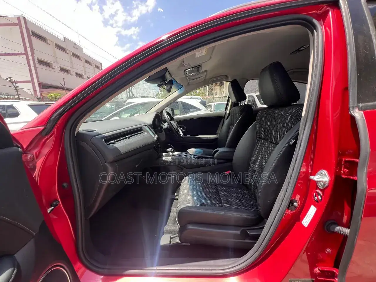 Honda Vezel 2019 Red