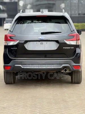 Subaru Forester Base AWD 2019 Black