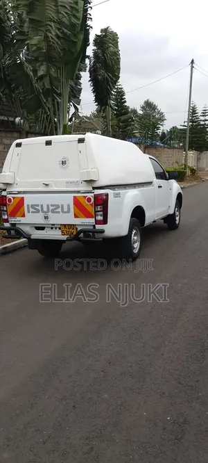 Isuzu D-MAX 2023 Off white