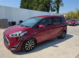 Toyota Sienta 2020 Red