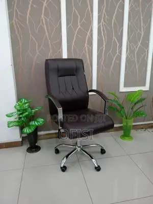 Office Chair; Executive High Back Leather Office Chair