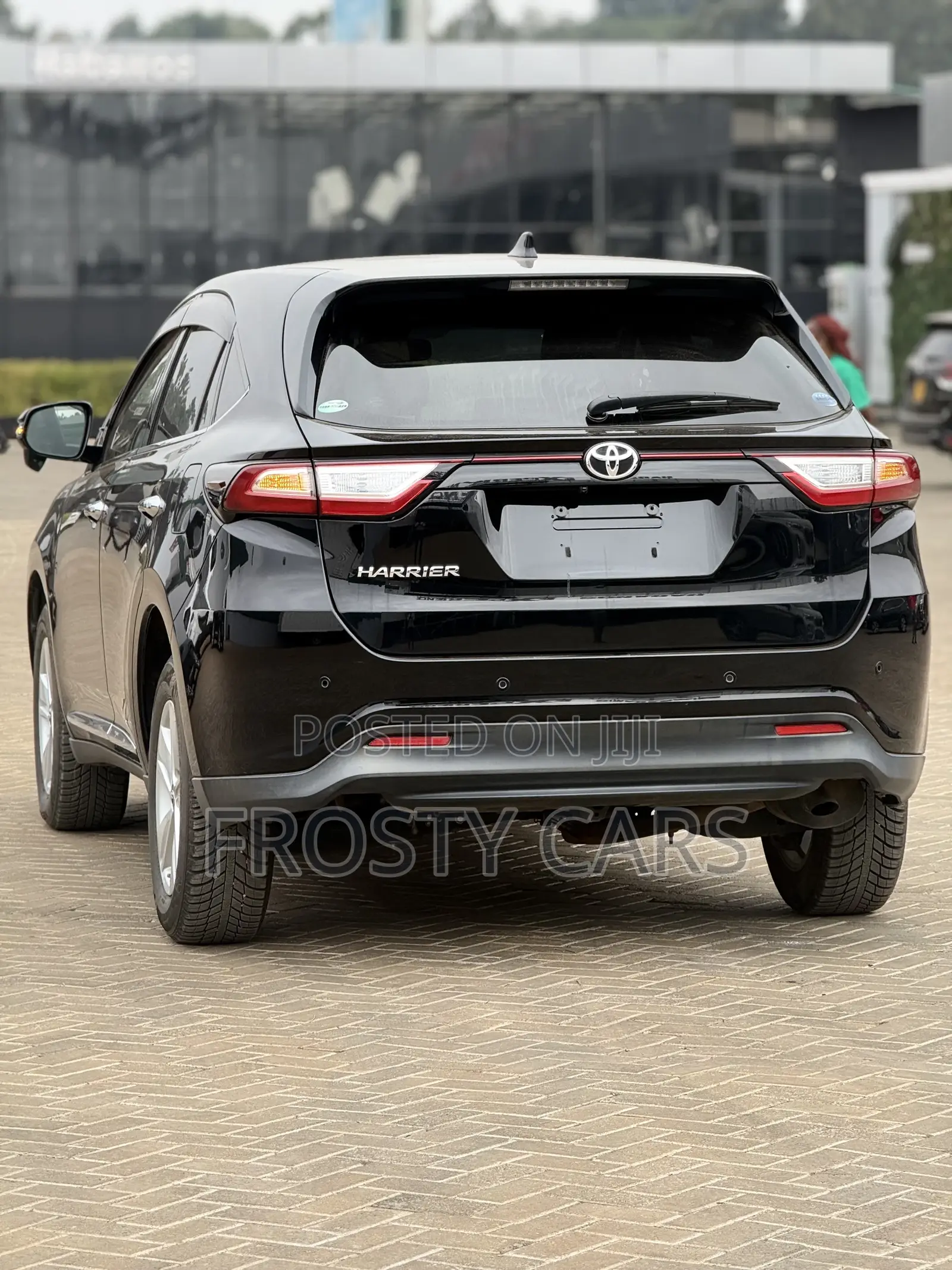 Toyota Harrier 2.0 2019 Black